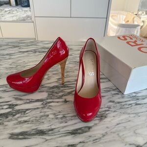 NEW Michael Kors Patent Red Pumps with Cork Heel